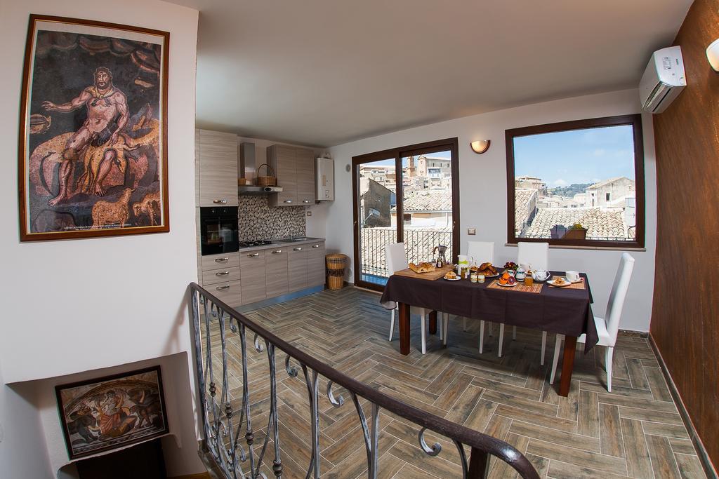 Umberto 33 Bed & Breakfast Piazza Armerina Bagian luar foto